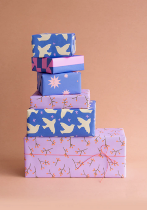 Cadeaupapier Christmas birds · cornflower + vanille + wisteria 